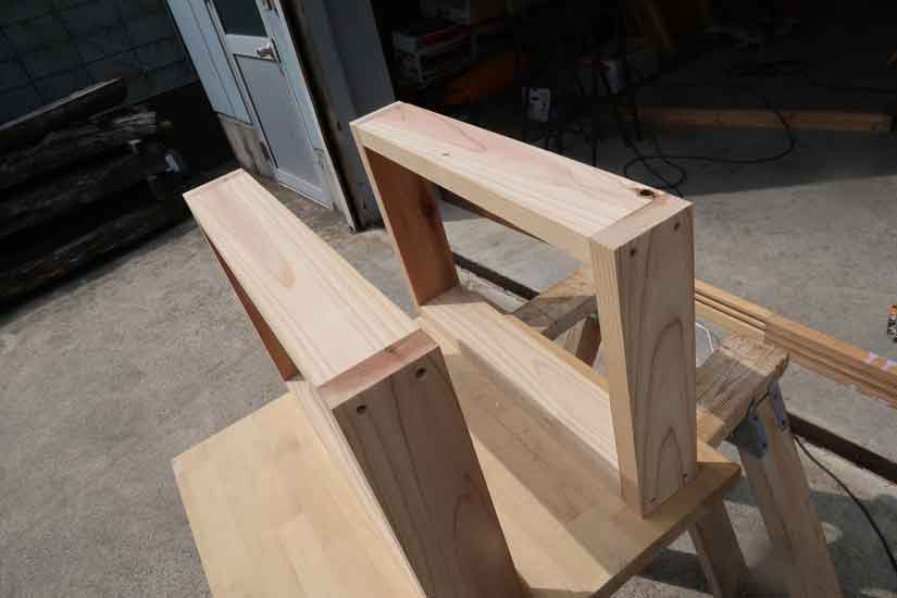 DIYで杉のローテーブルを作りました!!